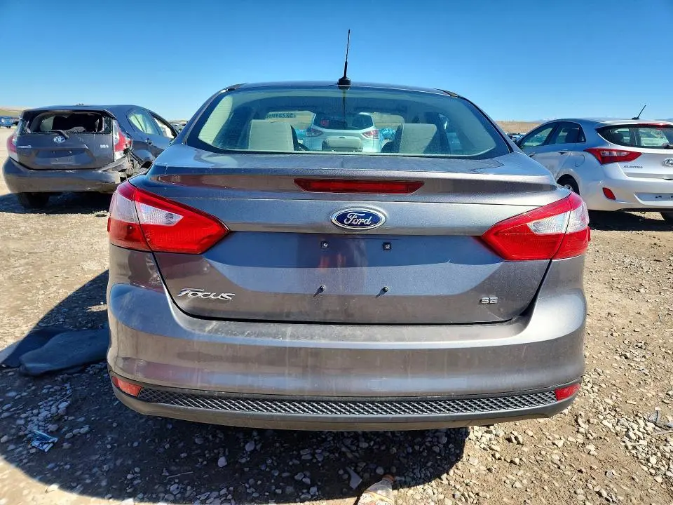 2014 FORD FOCUS SE  