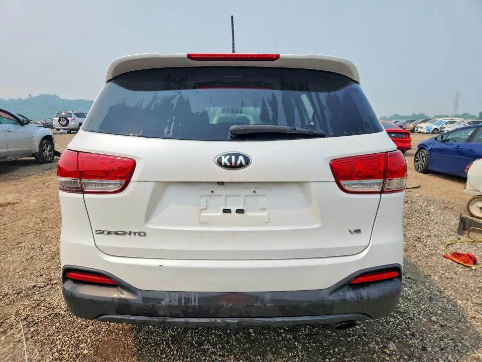 2016 KIA SORENTO LX V6  