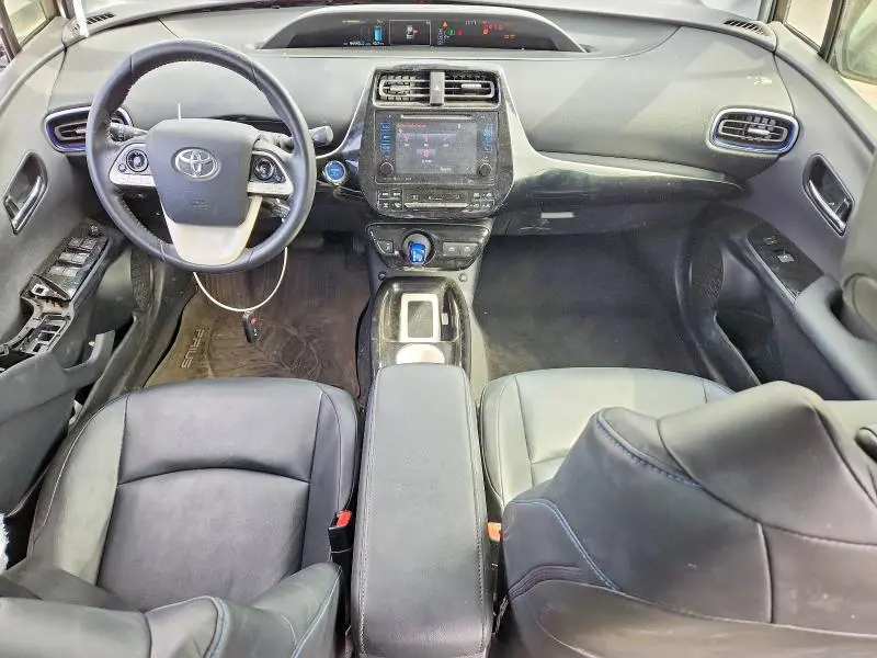 2016 TOYOTA PRIUS THREE TOURING  