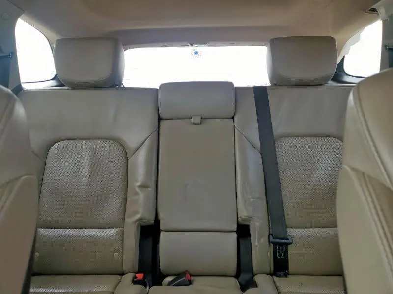 2017 HYUNDAI SANTA FE SE ULTIMATE  