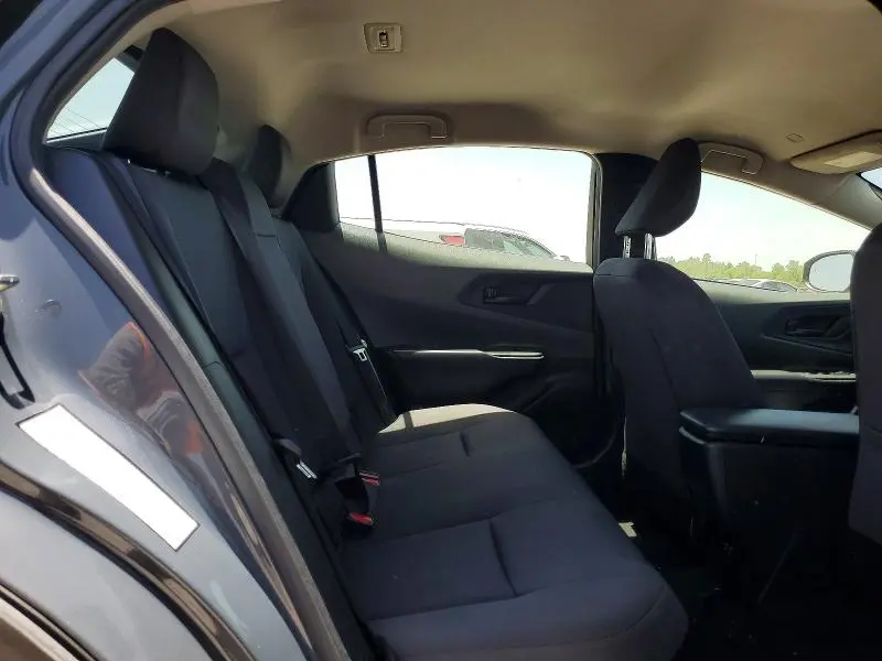 2023 TOYOTA PRIUS LE  
