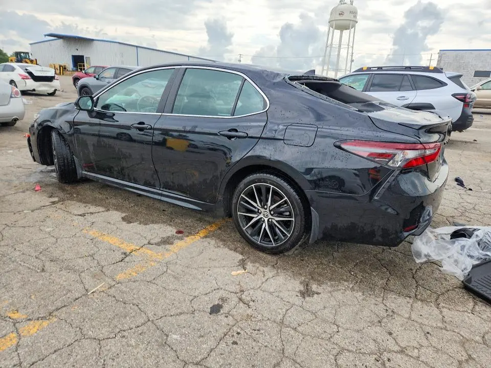 2023 TOYOTA CAMRY SE  