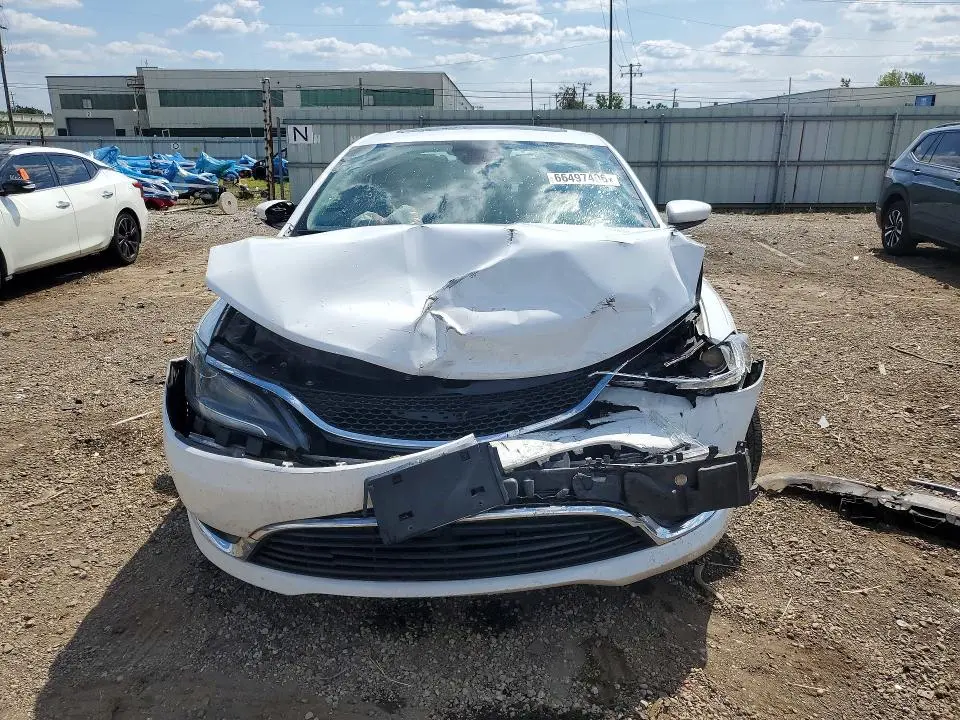 2015 CHRYSLER 200 LIMITED  