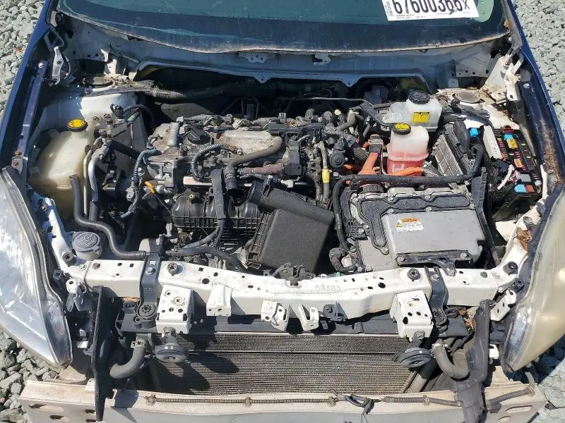 2010 TOYOTA PRIUS III  