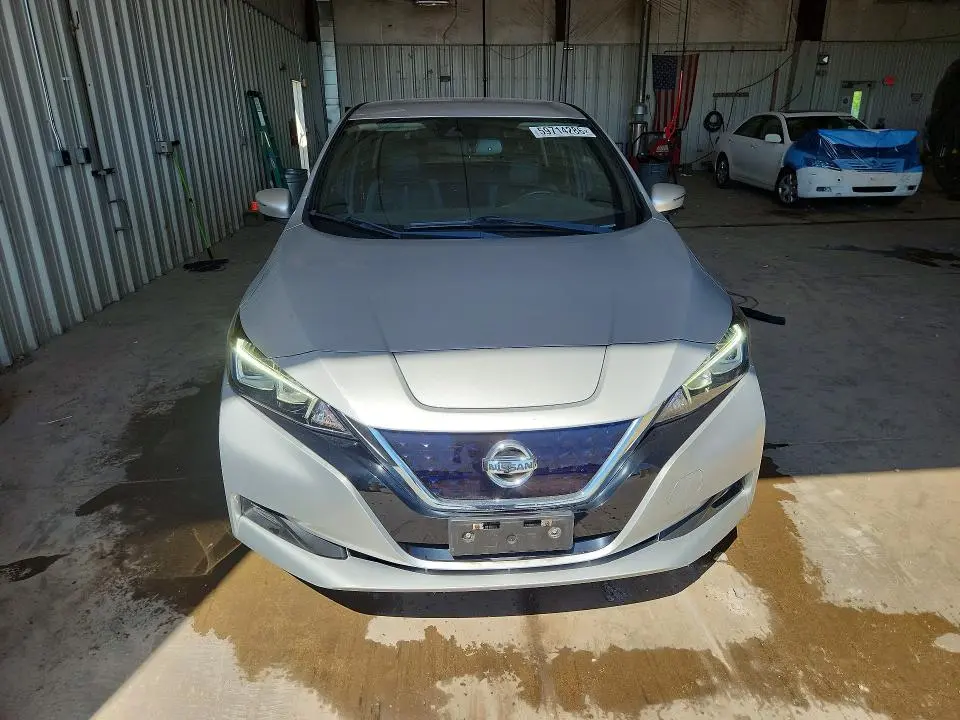 2018 NISSAN LEAF SL  