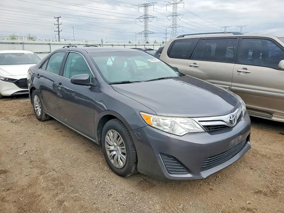 2014 TOYOTA CAMRY LE  
