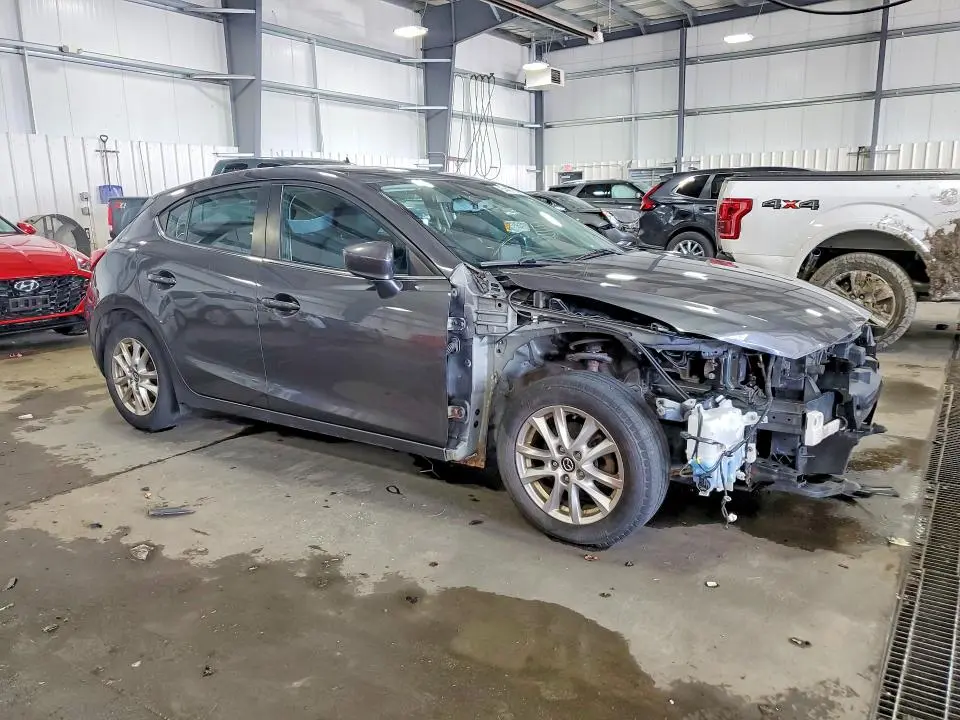 2016 MAZDA 3 TOURING  