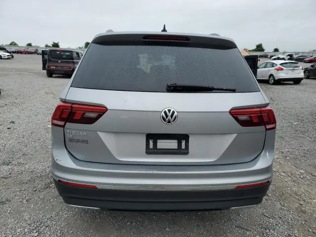 2021 VOLKSWAGEN TIGUAN SE  