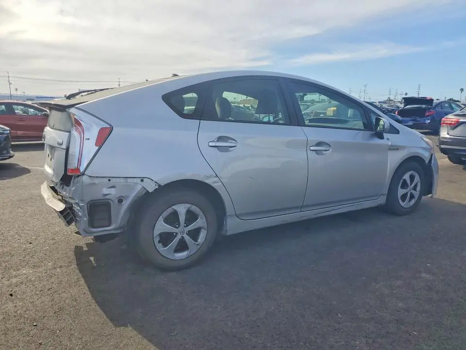 2014 TOYOTA PRIUS   
