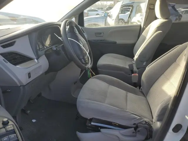 2019 TOYOTA SIENNA   