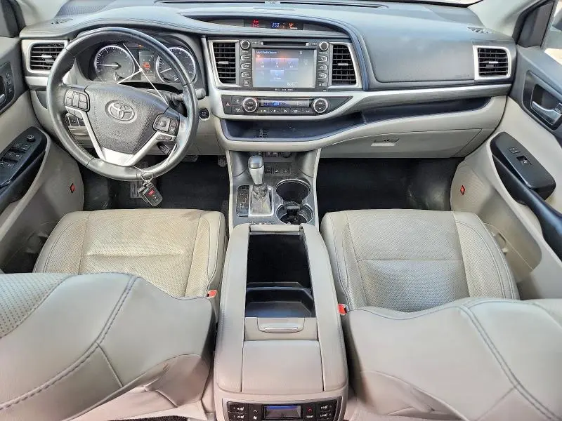 2019 TOYOTA HIGHLANDER LIMITED PLATINUM  