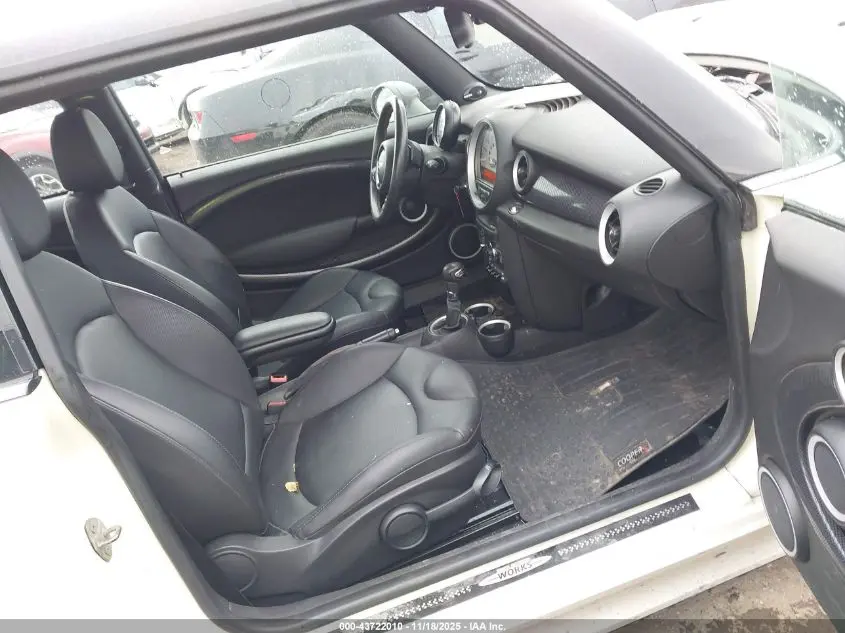 2013 MINI HARDTOP COOPER S