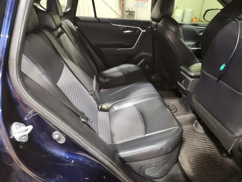 2019 TOYOTA RAV4 XSE  