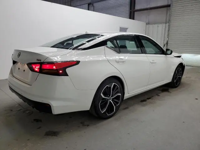 2025 NISSAN ALTIMA SR  