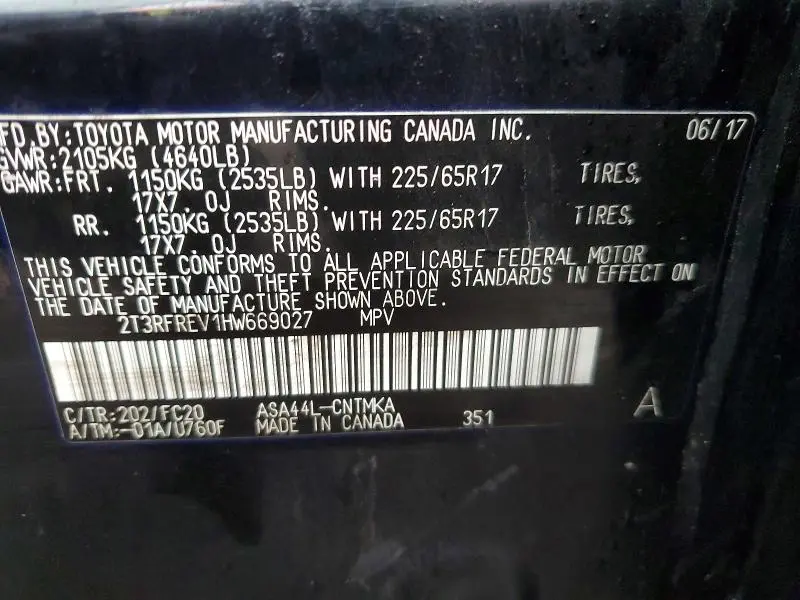 2017 TOYOTA RAV4 XLE  