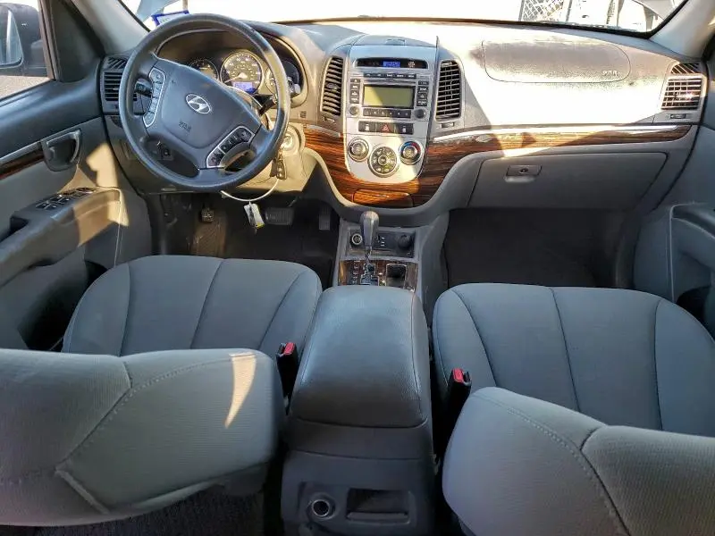 2010 HYUNDAI SANTA FE GLS  