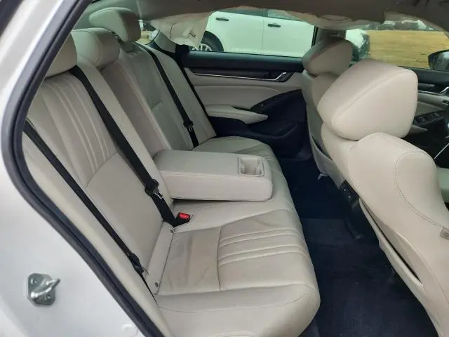 2021 HONDA ACCORD TOURING  