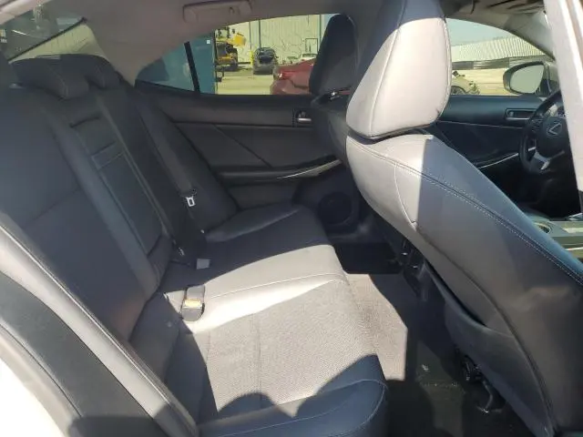 2017 LEXUS IS 300