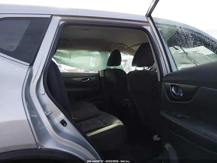 2015 NISSAN ROGUE S