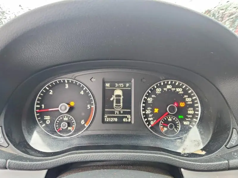 2013 VOLKSWAGEN PASSAT SE  