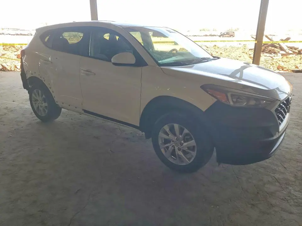 2020 HYUNDAI TUCSON SE  