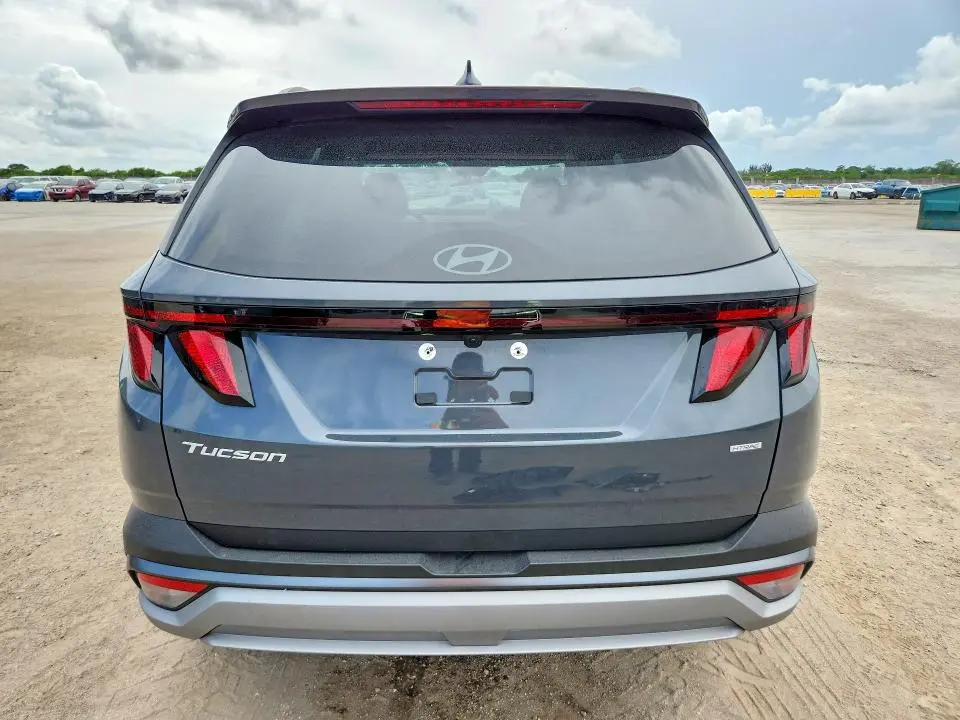 2026 HYUNDAI TUCSON SEL  