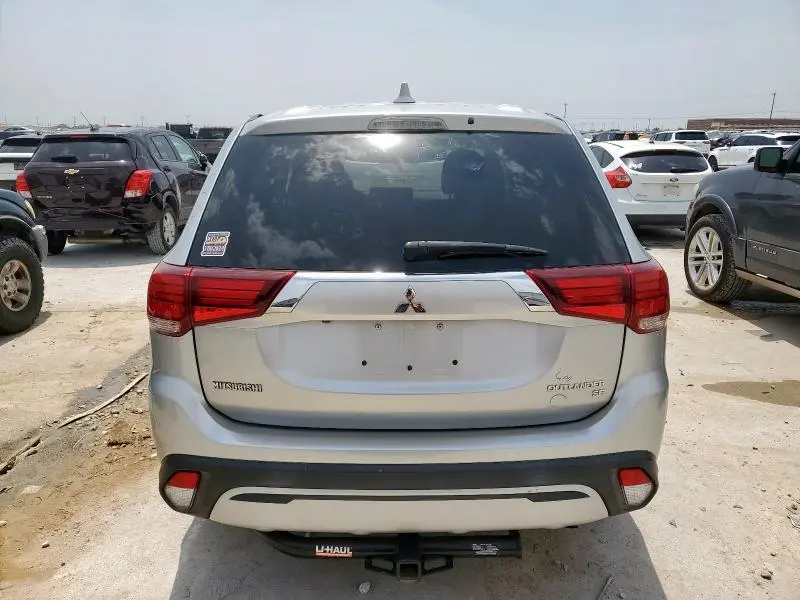 2019 MITSUBISHI OUTLANDER SE