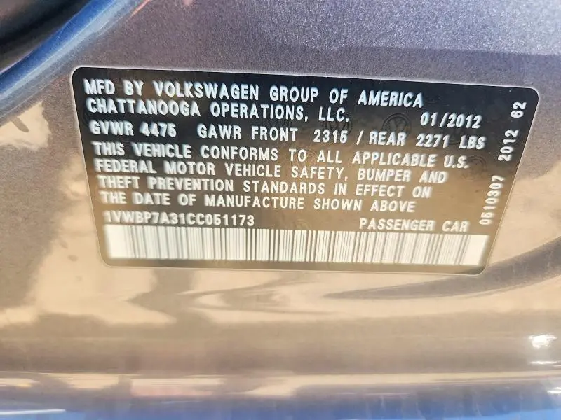 2012 VOLKSWAGEN PASSAT SE  
