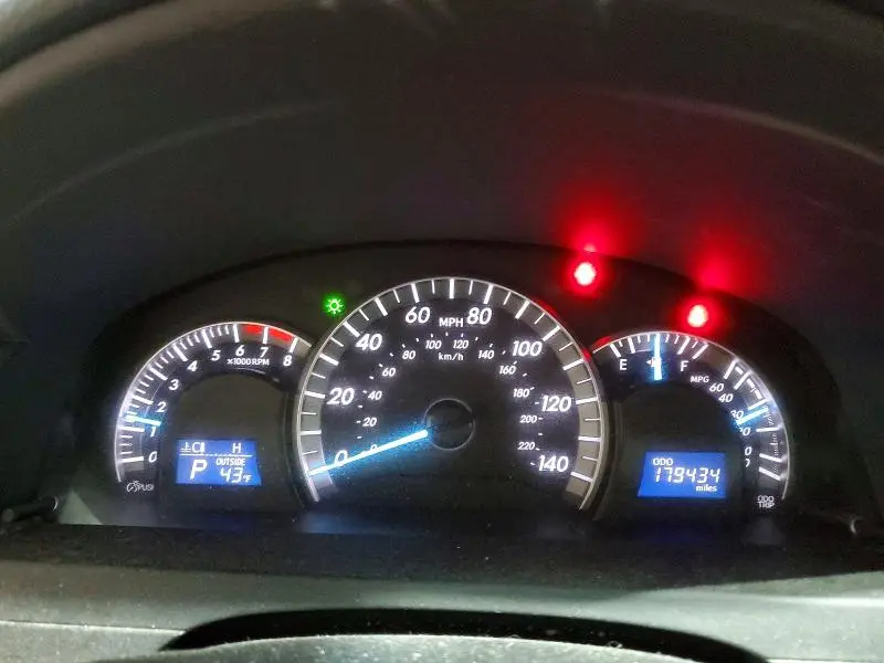 2012 TOYOTA CAMRY BASE  