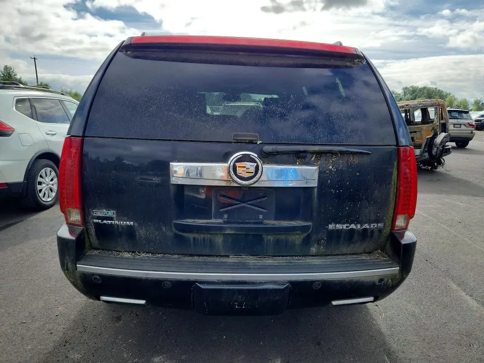 2012 CADILLAC ESCALADE PLATINUM  