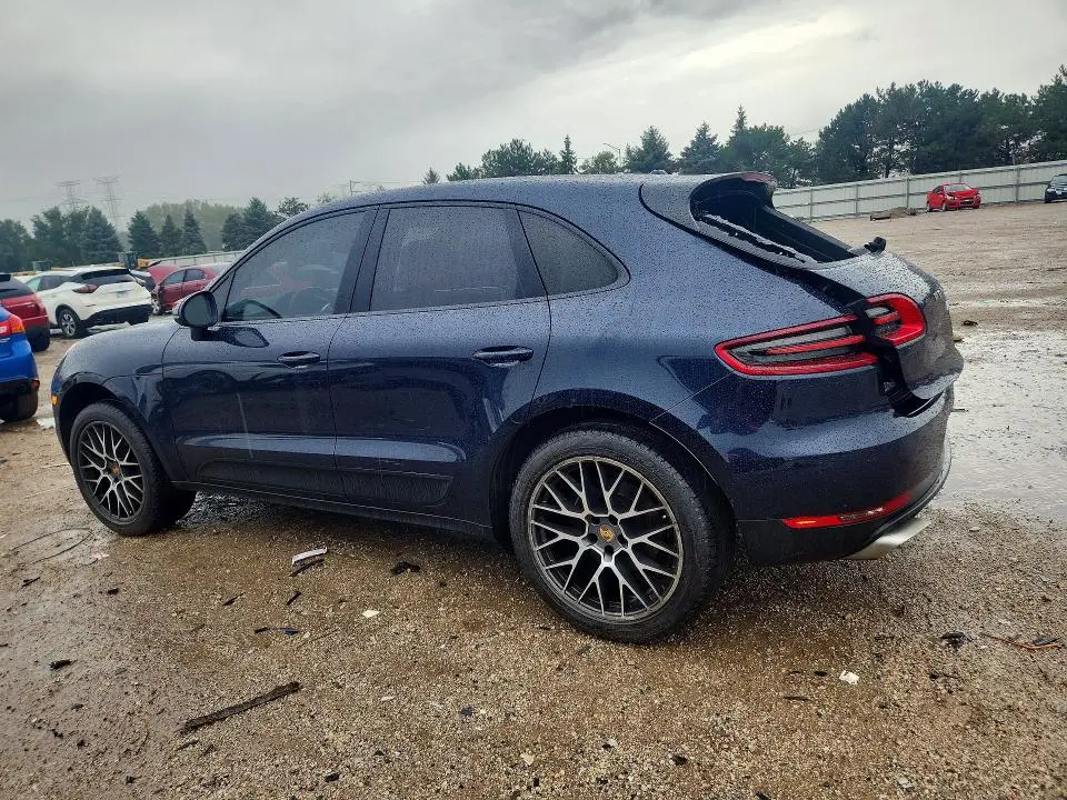 2018 PORSCHE MACAN   