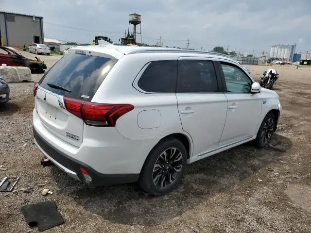 2018 MITSUBISHI OUTLANDER SE