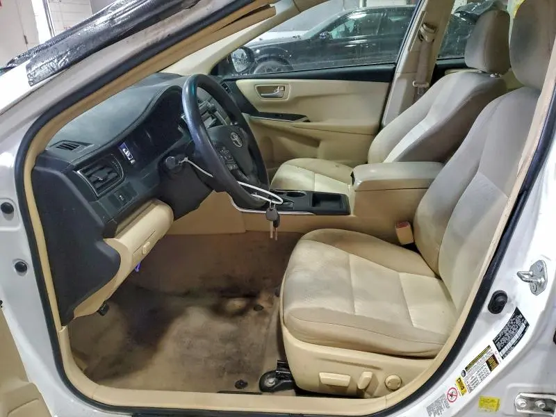 2015 TOYOTA CAMRY LE  