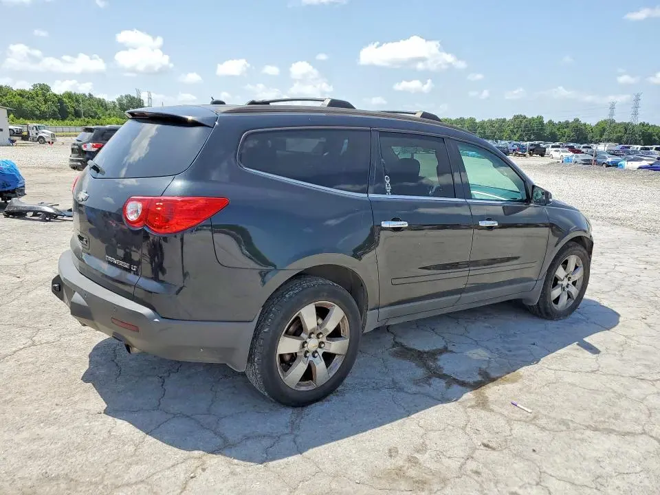 2011 CHEVROLET TRAVERSE LT  