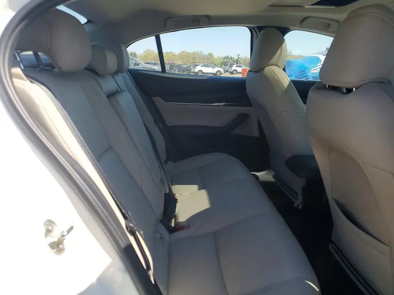 2022 MAZDA 3 PREFERRED  