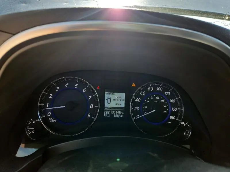 2016 INFINITI QX70   