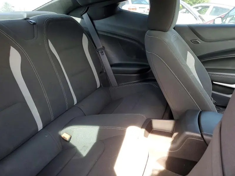 2018 CHEVROLET CAMARO LT  