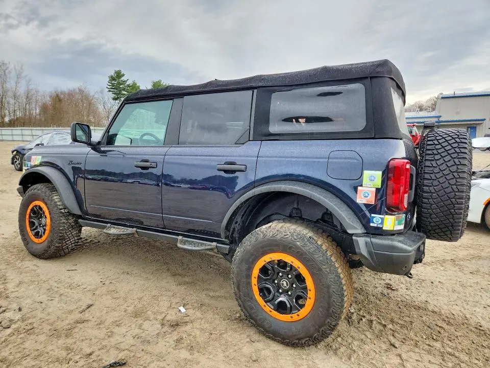 2021 FORD BRONCO BASE  