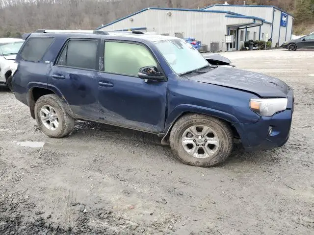 2023 TOYOTA 4RUNNER SE  