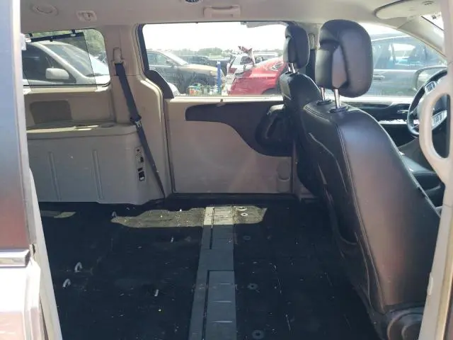 2016 CHRYSLER TOWN & COUNTRY TOURING  