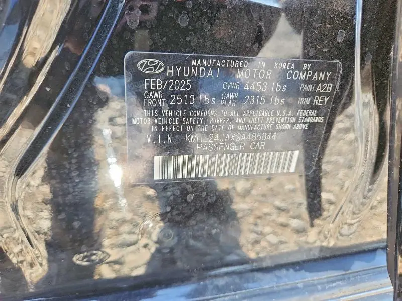 2025 HYUNDAI SONATA SE  