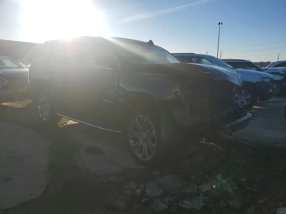 2018 GMC YUKON SLE  