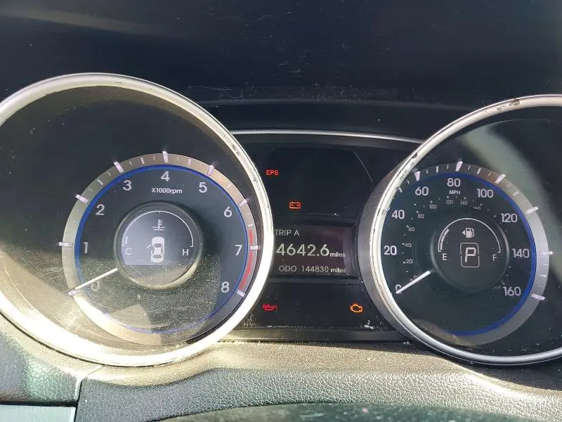 2011 HYUNDAI SONATA GLS  