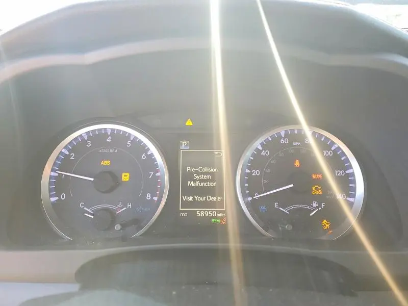 2019 TOYOTA HIGHLANDER LE PLUS  