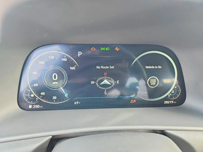 2023 HYUNDAI SONATA SEL PLUS  