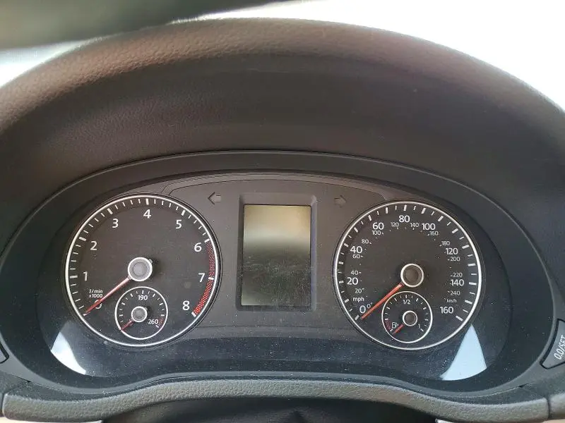 2012 VOLKSWAGEN PASSAT S  