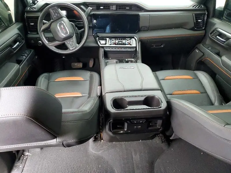 2024 GMC SIERRA K2500 AT4  