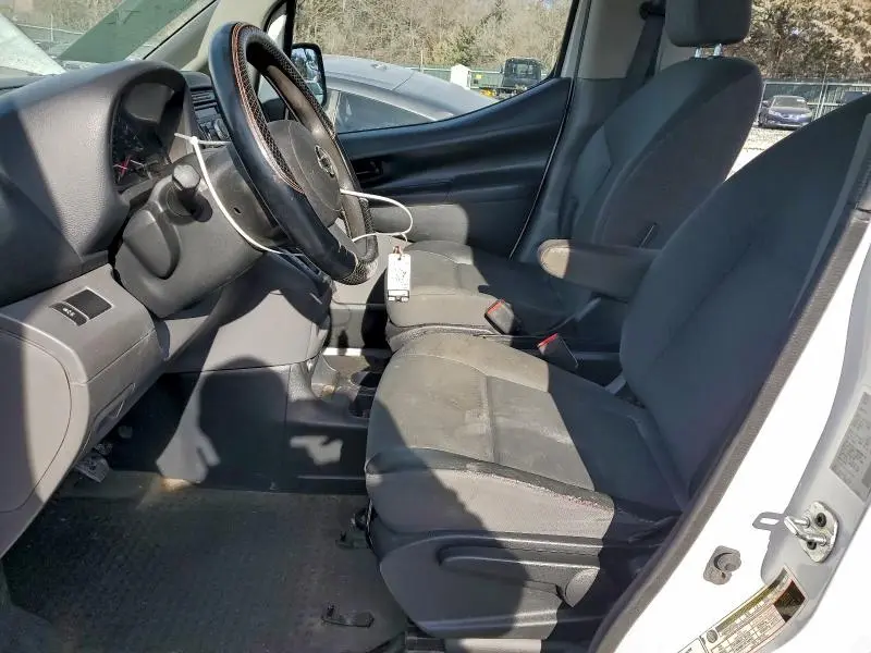 2015 NISSAN NV200 2.5S  