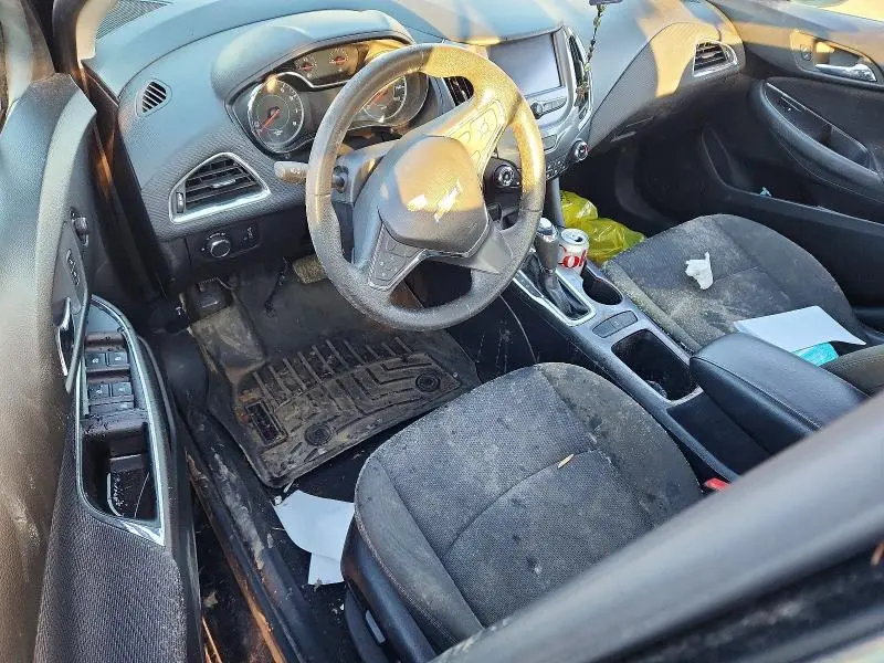 2017 CHEVROLET CRUZE LT  