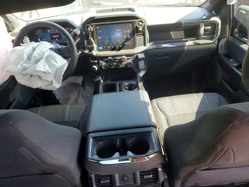 2025 FORD F150 STX  